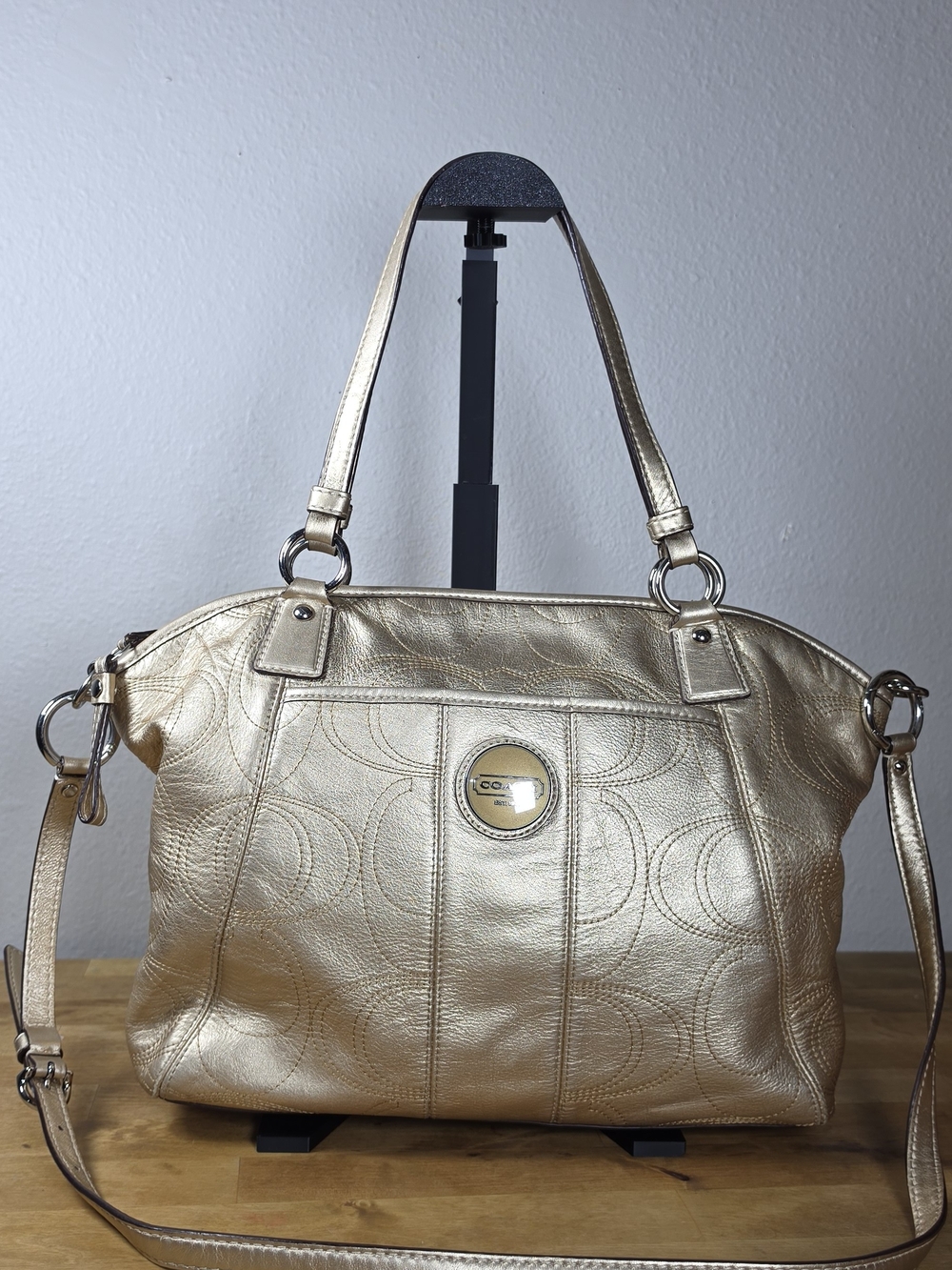 Coach Metallic Gold Signature Stitch Kiss Lock Satchel Shoulder Crossbody